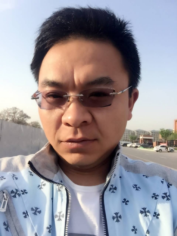 执着的等待的第一张照片--龙岩婚介网