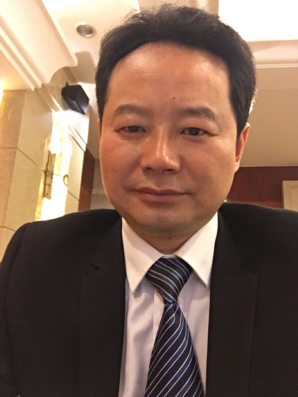 岁月的第一张照片--龙岩婚介网