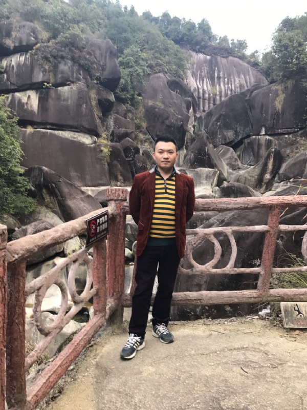 风筝的第二张照片--龙岩婚介网
