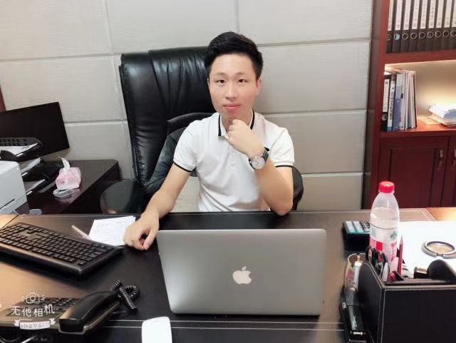 追梦的第一张照片--龙岩婚介网
