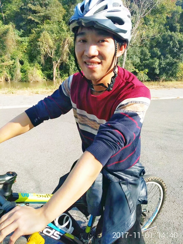 丹叶的第一张照片--龙岩婚介网