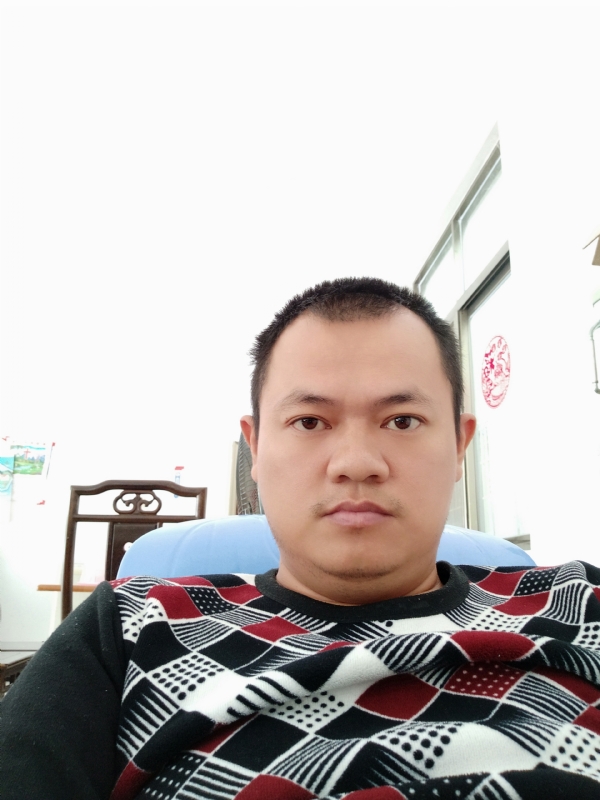 香山红叶的第一张照片--龙岩婚介网
