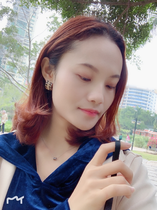 曼夕的第一张照片--龙岩婚介网