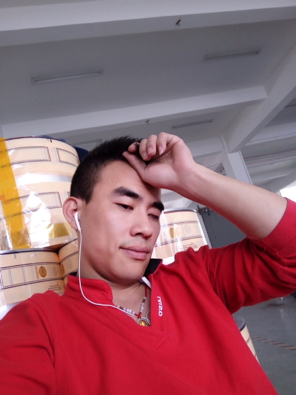 寻唯一的第三张照片--龙岩婚介网