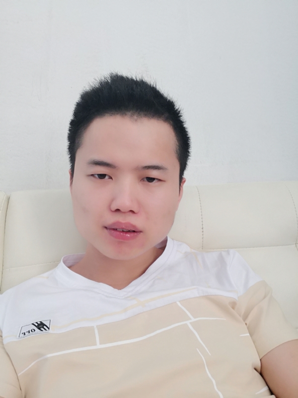 执一份情的第一张照片--龙岩婚介网