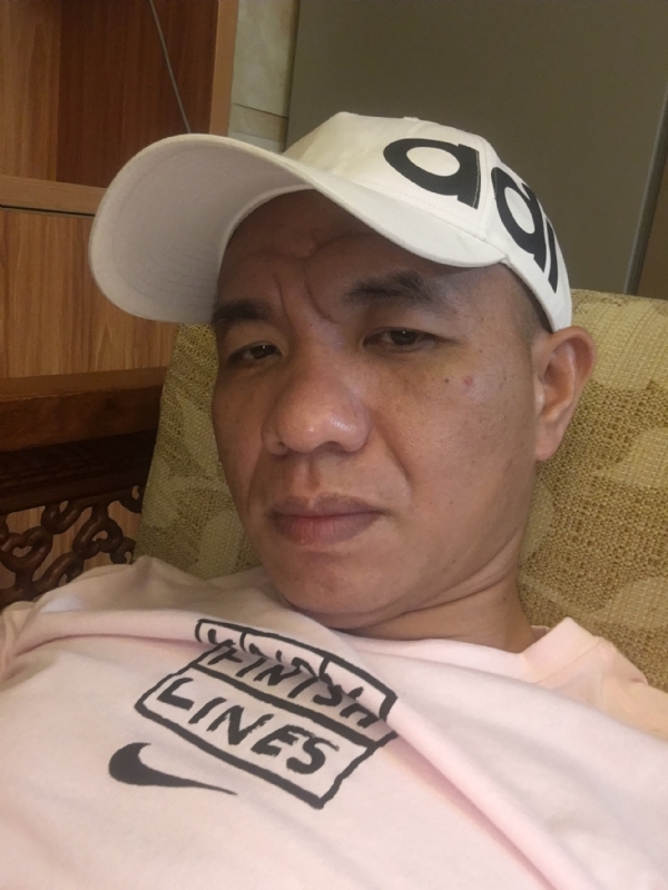 坚持到底的第一张照片--龙岩婚介网