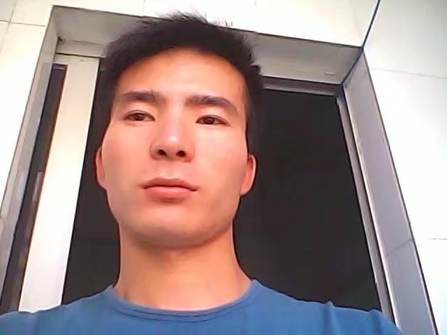 冰冻水果郎的第一张照片--龙岩婚介网