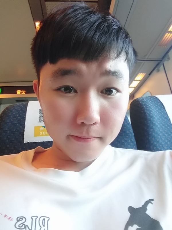 爱玉的第一张照片--龙岩婚介网