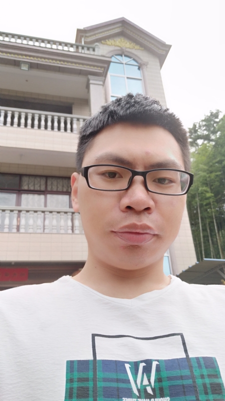 找一个人的第一张照片--龙岩婚介网