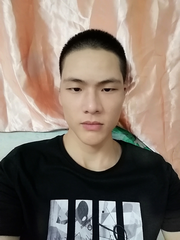 啊猫的第一张照片--龙岩婚介网