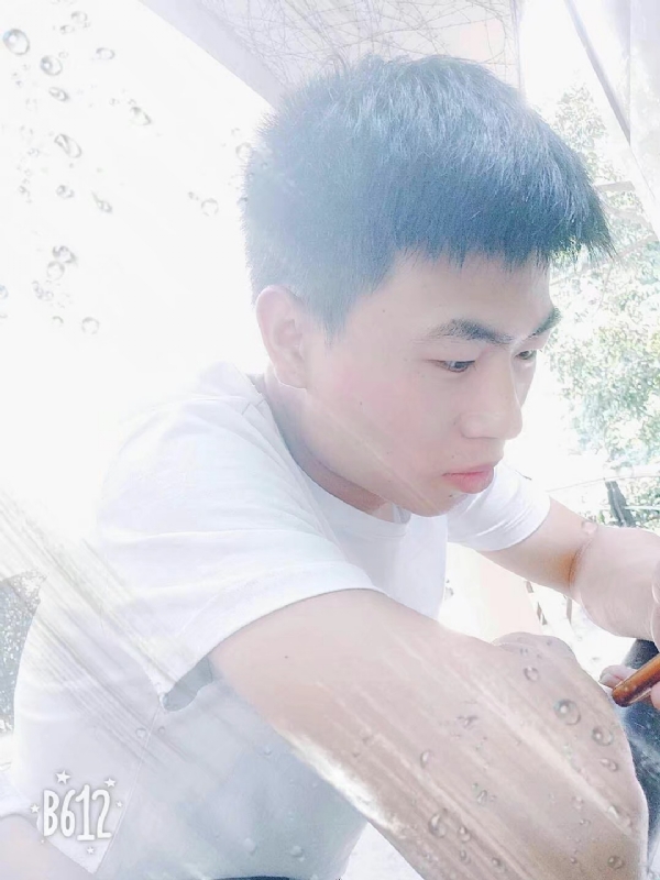 对她说晚安的第一张照片--龙岩婚介网