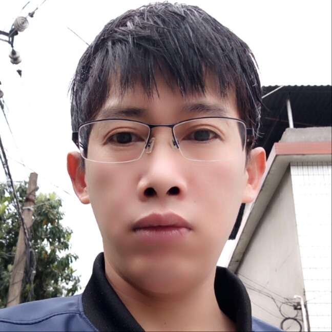 下凡买烟的第一张照片--龙岩婚介网