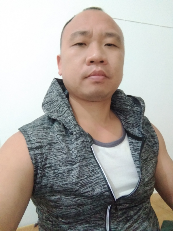 whm的第二张照片--龙岩婚介网