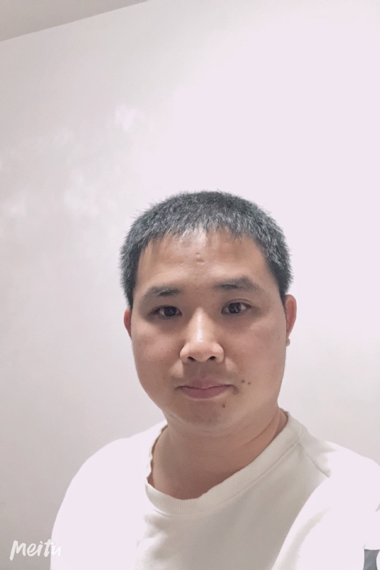 小梁的第一张照片--龙岩婚介网