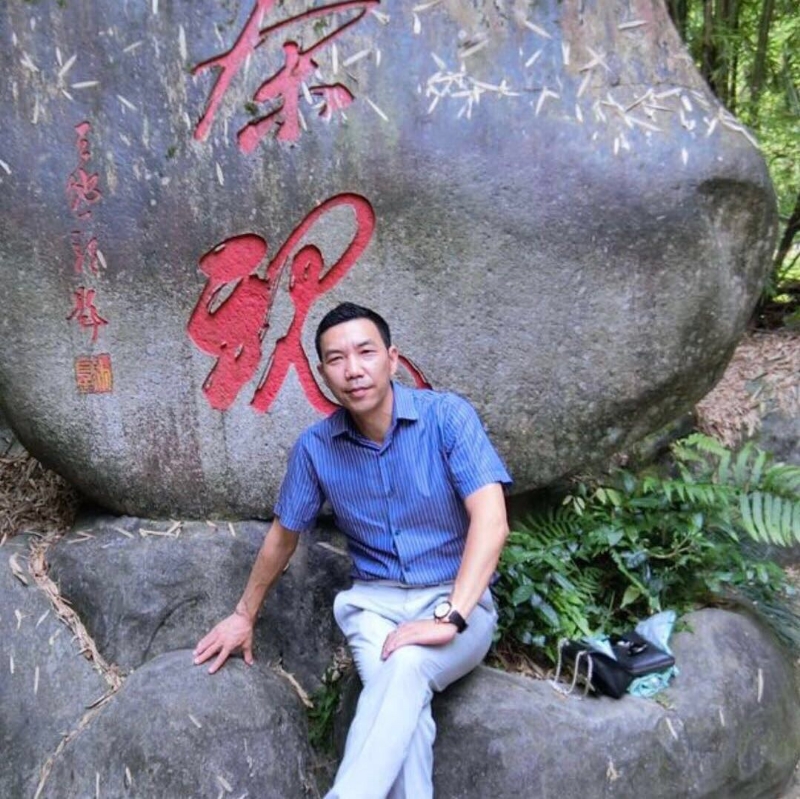 老·黄的第一张照片--龙岩婚介网