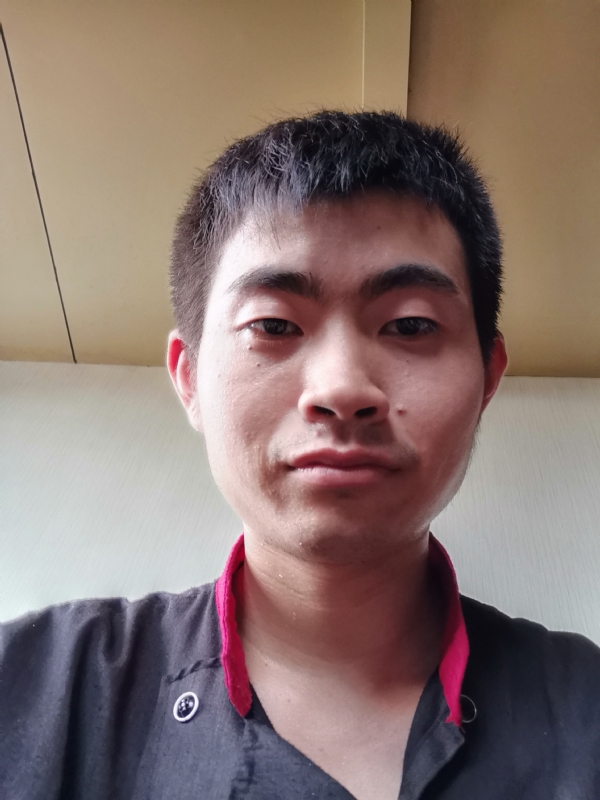 嗯的第一张照片--龙岩婚介网