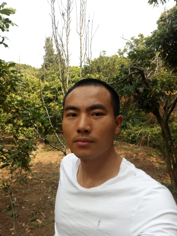 简单的第一张照片--龙岩婚介网
