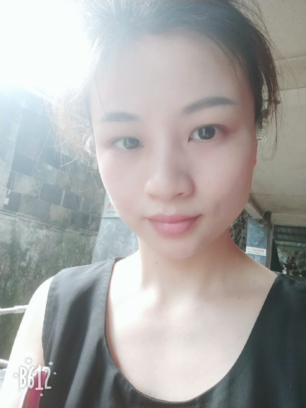 慢慢的第二张照片--龙岩婚介网