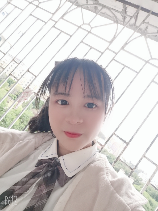 倩倩的第一张照片--龙岩婚介网