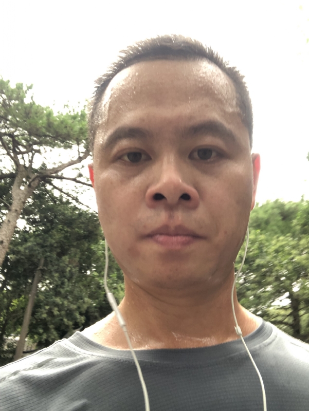 猩猩巨呃的第二张照片--龙岩婚介网
