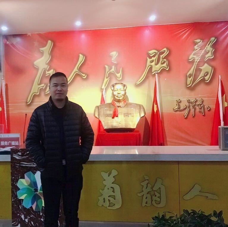 哥币老罗的第一张照片--龙岩婚介网