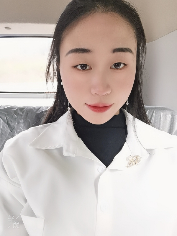 丽丽的第三张照片--龙岩婚介网