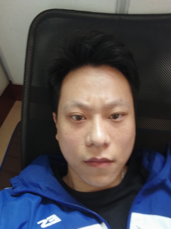 爱上的感觉的第一张照片--龙岩婚介网