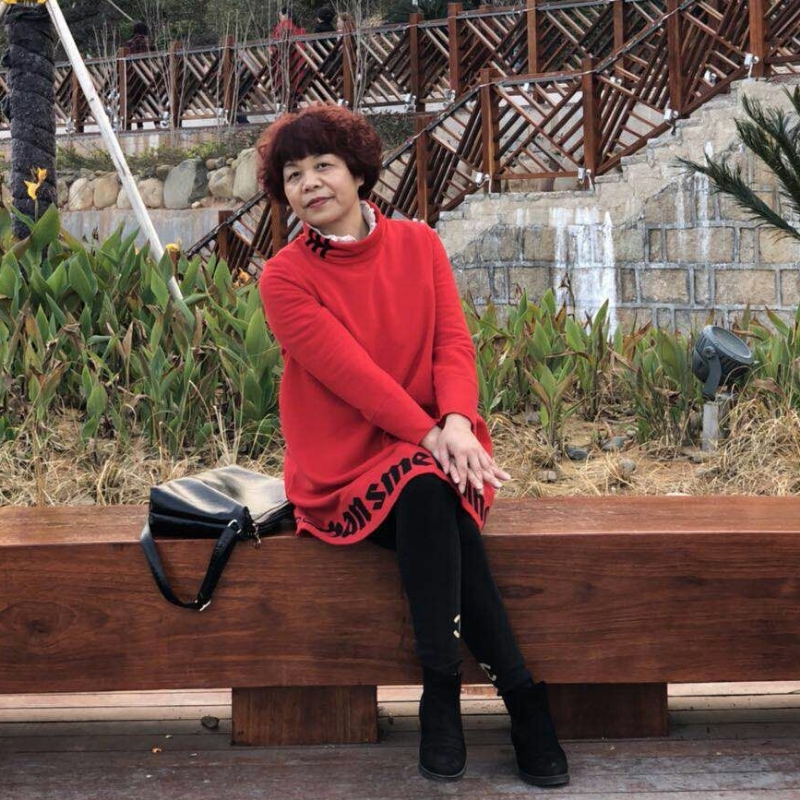 诗琴画意的第一张照片--龙岩婚介网