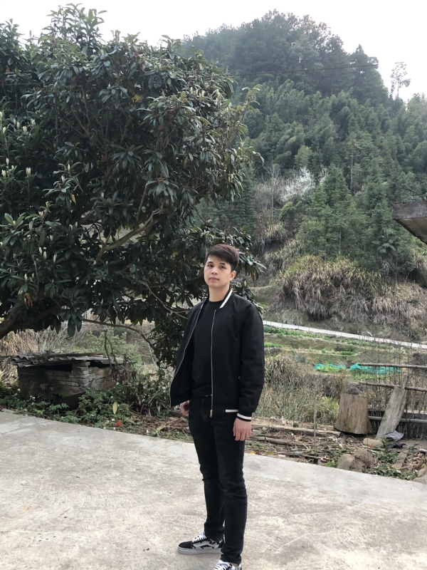 随遇而安的第一张照片--龙岩婚介网