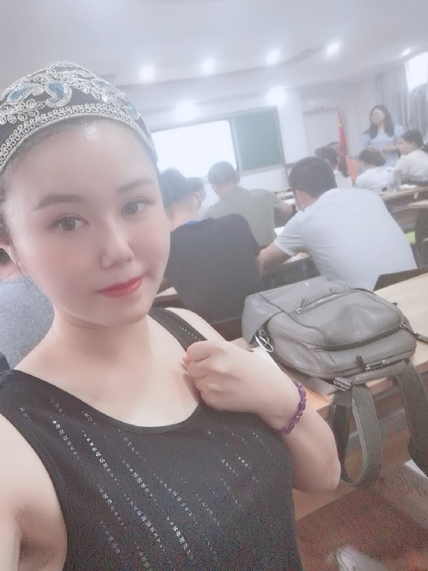 冰欣的第一张照片--龙岩婚介网