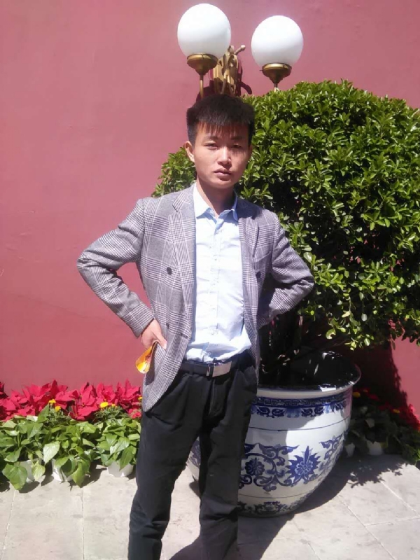 黎明之光的第一张照片--龙岩婚介网