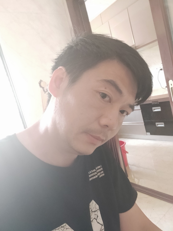 漫步的第一张照片--龙岩婚介网