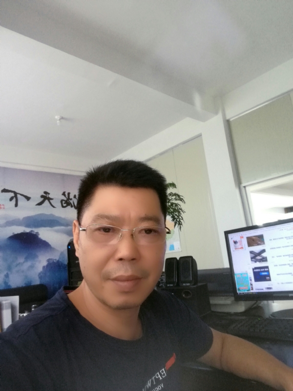 心平气和的第一张照片--龙岩婚介网
