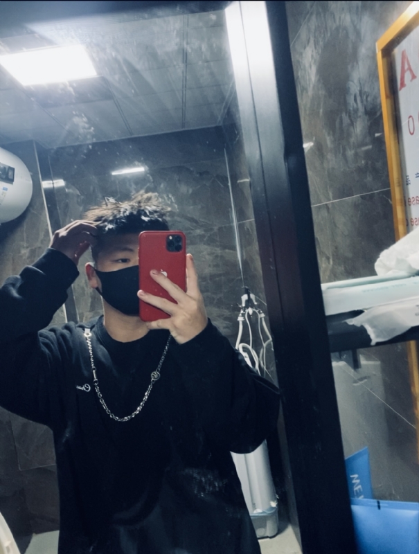 冠希的第一张照片--龙岩婚介网