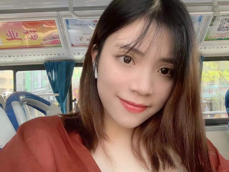 小眼睛的第一张照片--龙岩婚介网
