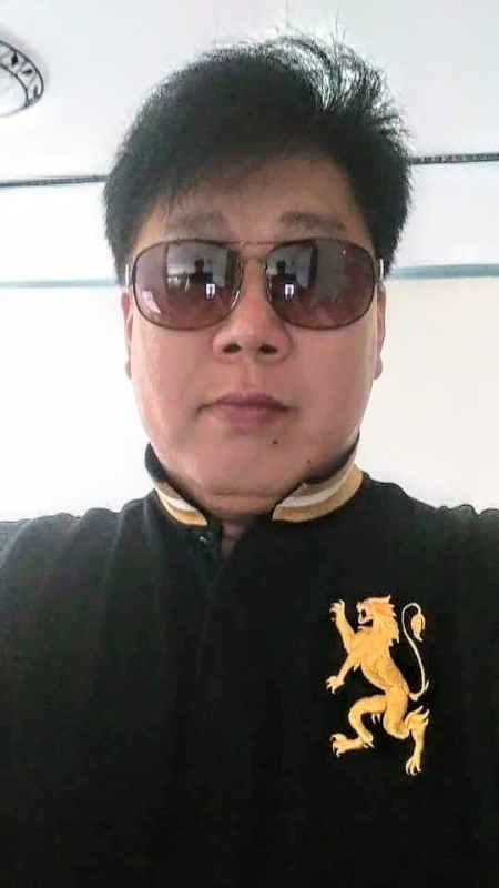 含笑半步癲的第三张照片--龙岩婚介网