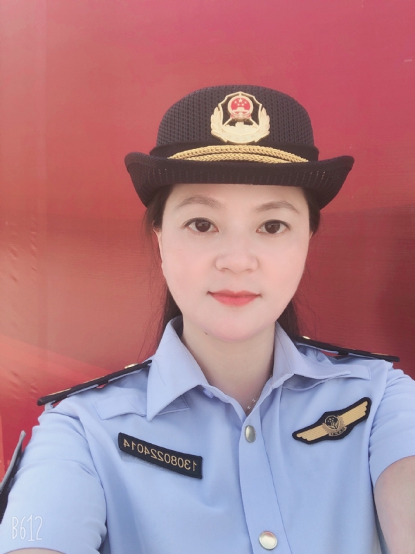 明明的第一张照片--龙岩婚介网