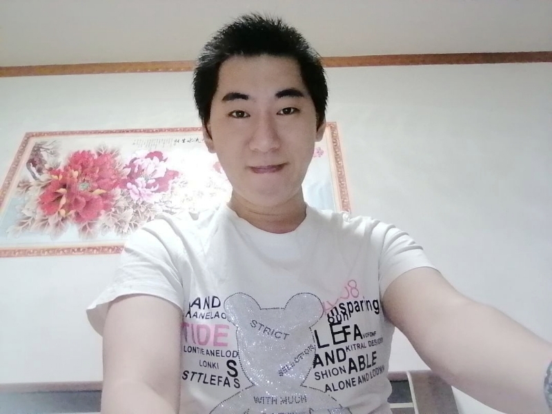 缘分天定的第一张照片--龙岩婚介网