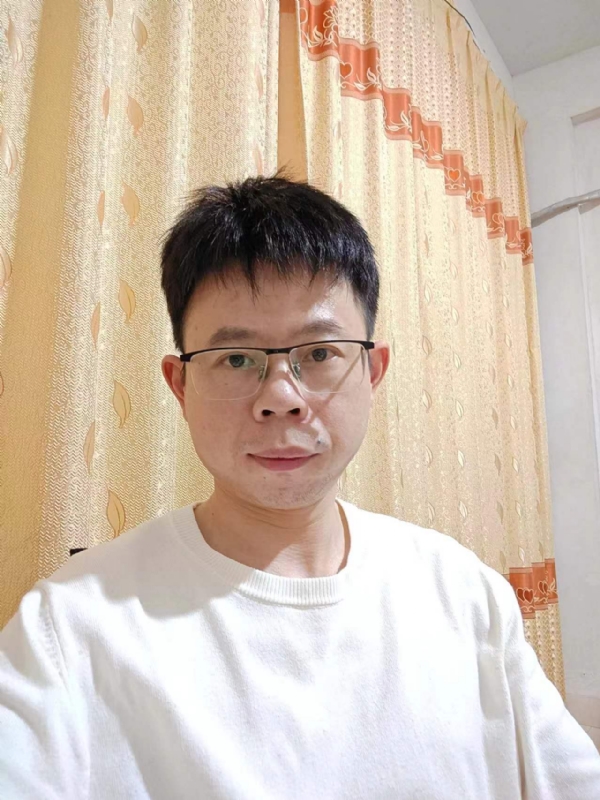 今晚打老虎的第一张照片--龙岩婚介网