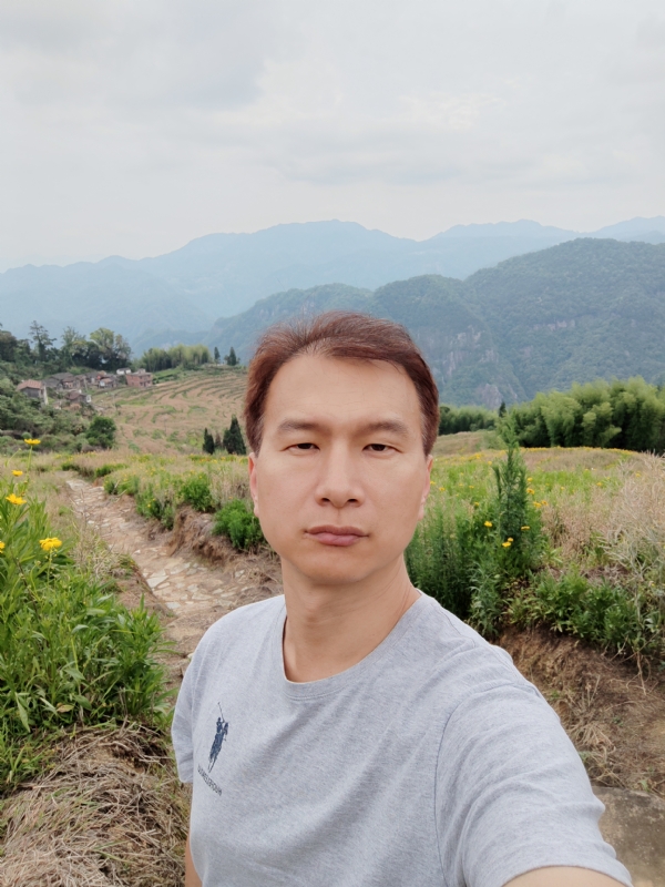 彩虹的第一张照片--龙岩婚介网