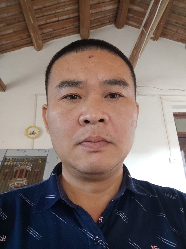 破碎的第一张照片--龙岩婚介网