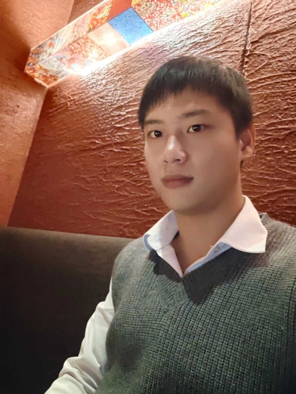 匿藏其名的第一张照片--龙岩婚介网