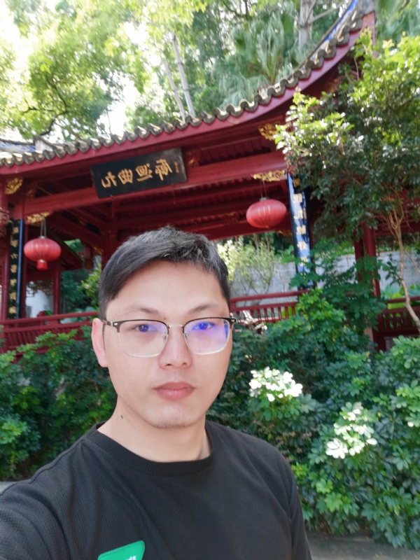 墨枫的第一张照片--龙岩婚介网