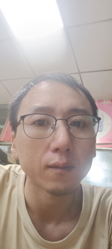 想胖的瘦子的第一张照片--龙岩婚介网