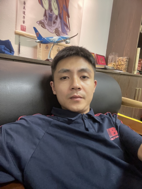 曾曾日上的第一张照片--龙岩婚介网